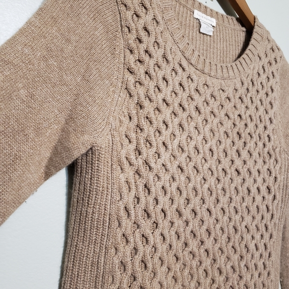 [SOLD] Club monaco crew neck wool and Cashmere mix sweater - Picture 4 of 7